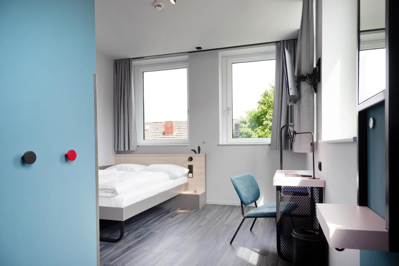 Meininger Hotel Bremen Hauptbahnhof Exterior foto